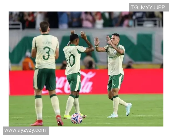 2021年帕尔梅拉斯对阵河床的精彩对决回顾与分析